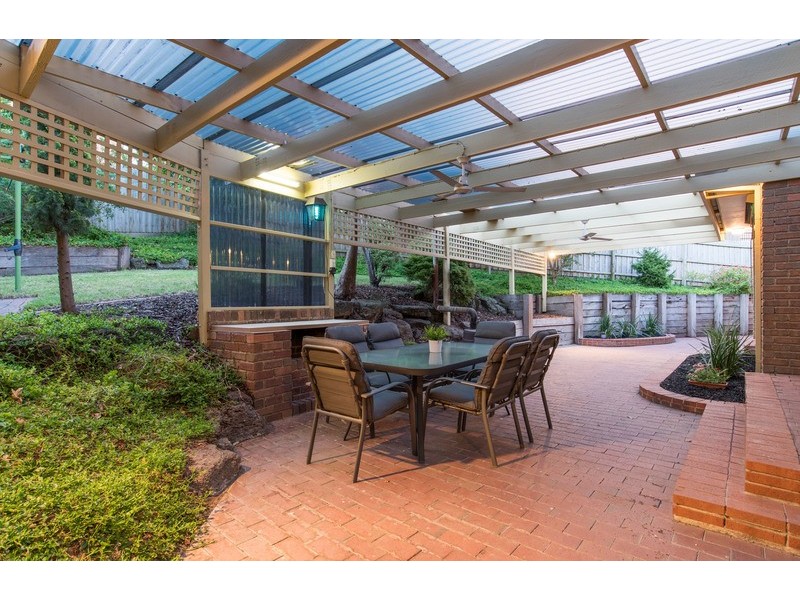 11 Justin Court, Croydon North VIC 3136