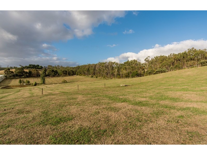 19 Darling Road, Gruyere VIC 3770