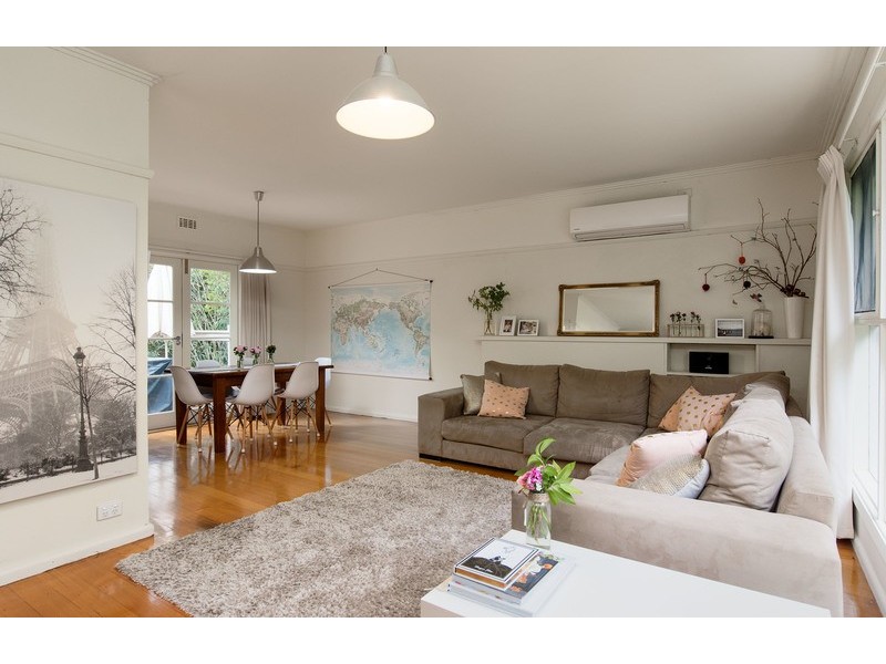 4 Newman Road, Mooroolbark VIC 3138