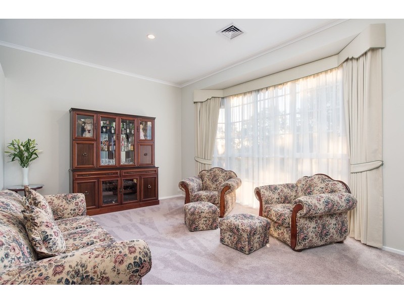 7 Westall Court, Mooroolbark VIC 3138