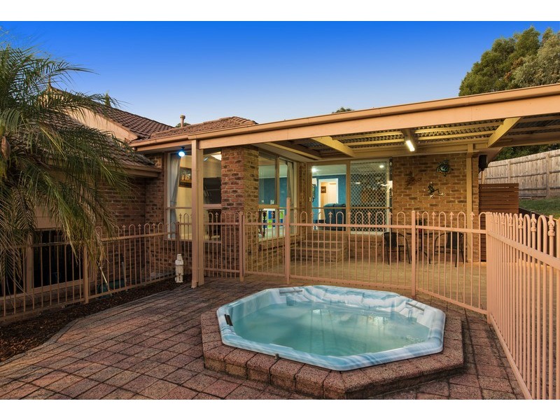 7 Westall Court, Mooroolbark VIC 3138