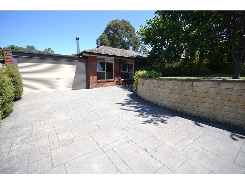 11 Ravenswood Court, Montrose VIC 3765