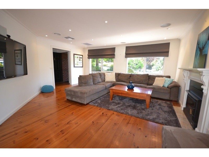 11 Ravenswood Court, Montrose VIC 3765