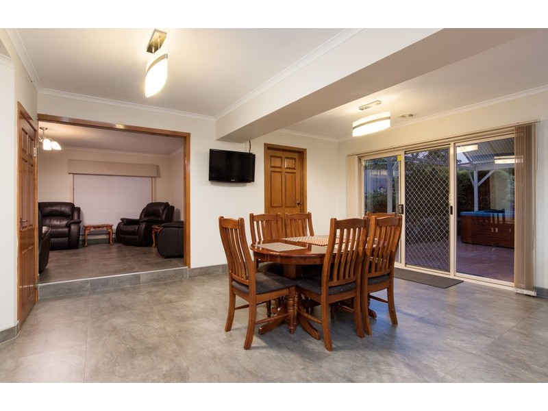 160 Hayrick Lane, Mooroolbark VIC 3138