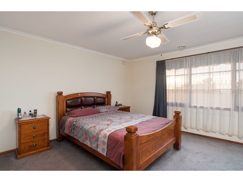 160 Hayrick Lane, Mooroolbark VIC 3138