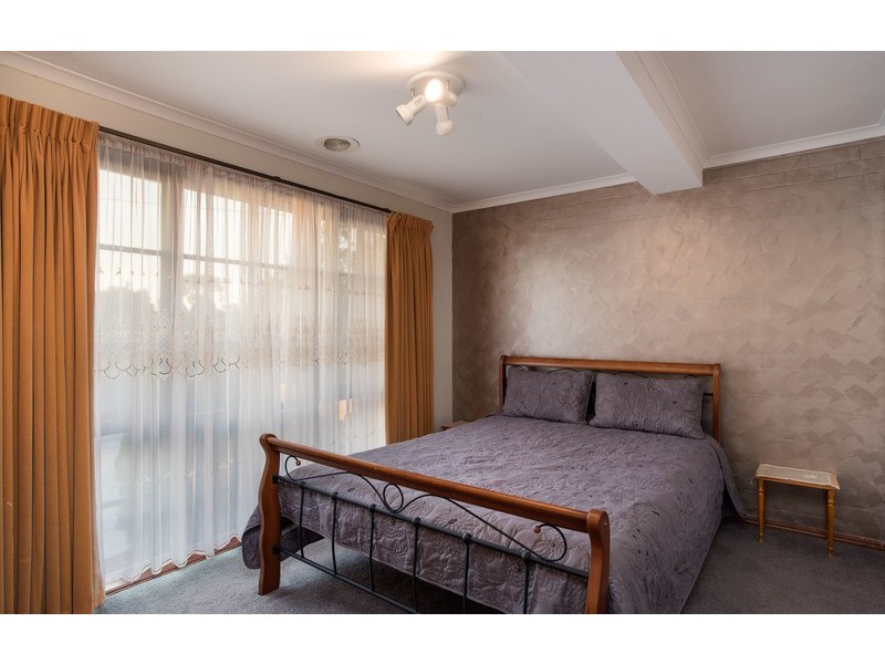 160 Hayrick Lane, Mooroolbark VIC 3138