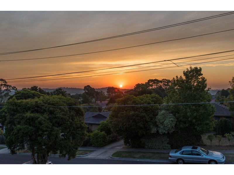 160 Hayrick Lane, Mooroolbark VIC 3138