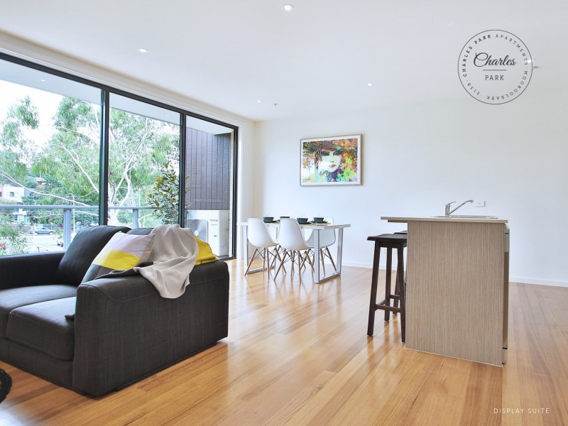 24 Charles Street, Mooroolbark VIC 3138