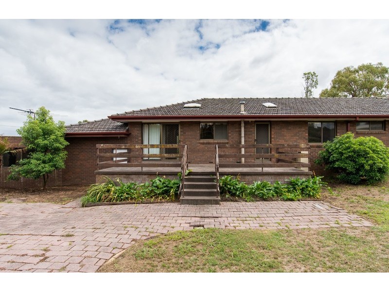 2 Karin Court, Mooroolbark VIC 3138