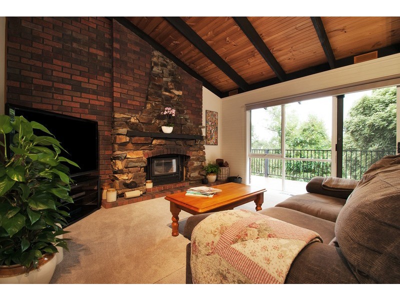 33 Jubilee Road, Montrose VIC 3765