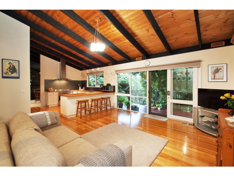 33 Jubilee Road, Montrose VIC 3765