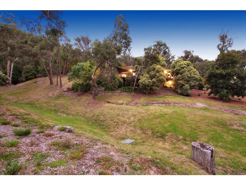 33 Jubilee Road, Montrose VIC 3765