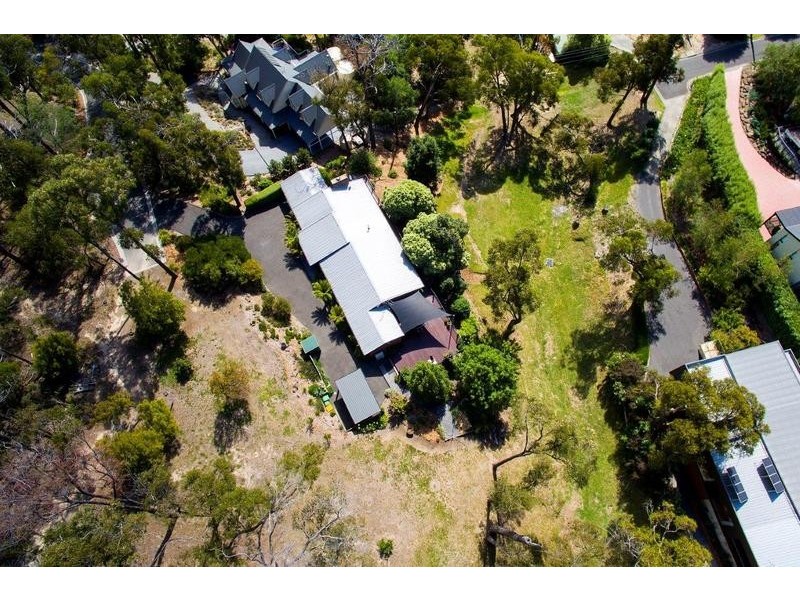 33 Jubilee Road, Montrose VIC 3765