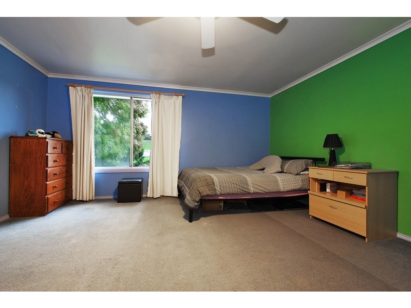 46 Ross Pincott Drive, Mooroolbark VIC 3138