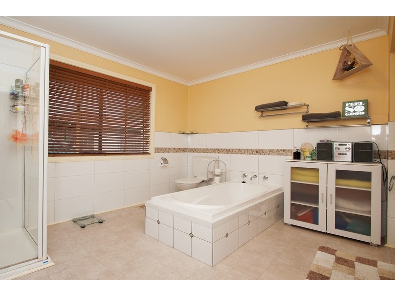 46 Ross Pincott Drive, Mooroolbark VIC 3138