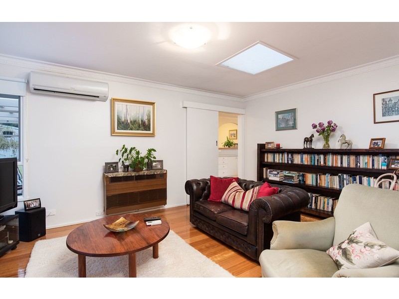 11 Aileen Avenue, Montrose VIC 3765