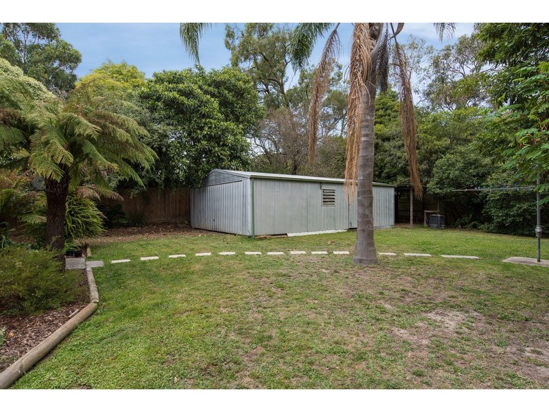 11 Aileen Avenue, Montrose VIC 3765