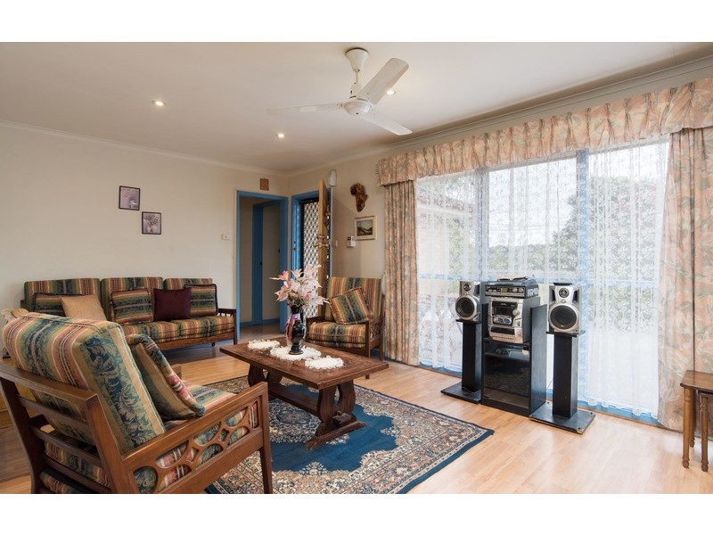 7 Holmes Road, Mooroolbark VIC 3138