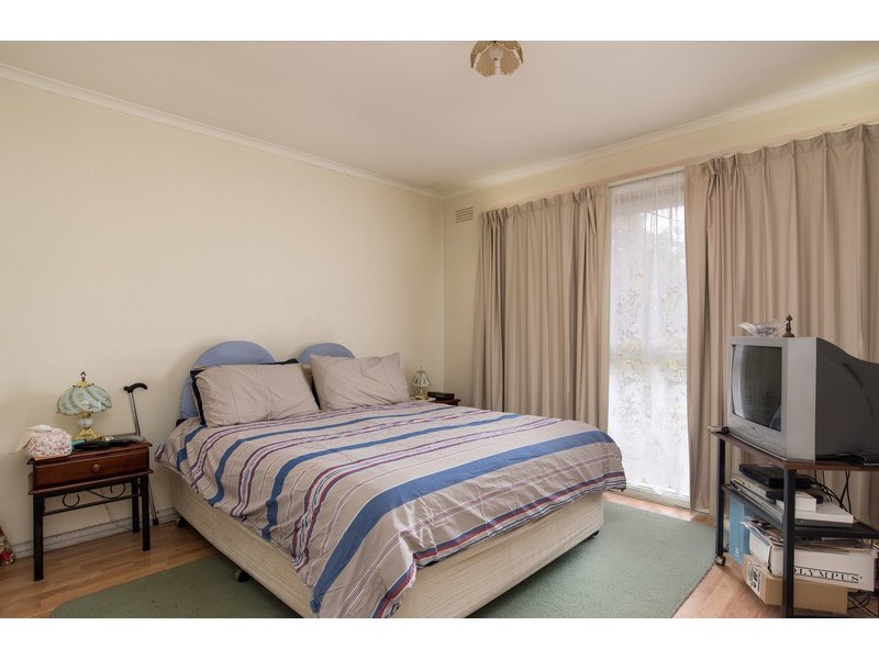 7 Holmes Road, Mooroolbark VIC 3138