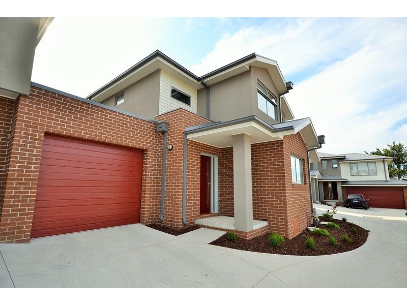 2/4 Clyde Street, Lilydale VIC 3140