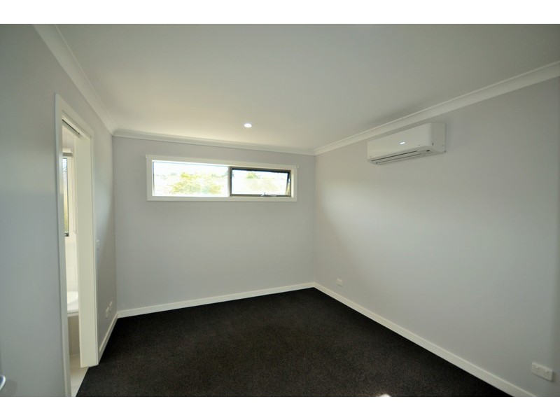 2/4 Clyde Street, Lilydale VIC 3140