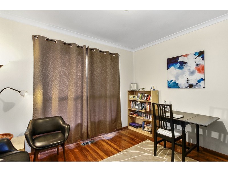 11 Esther Crescent, Mooroolbark VIC 3138