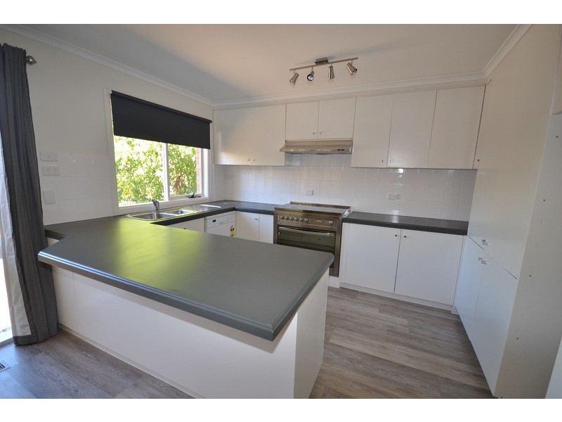 62 Balmoral Street, Kilsyth VIC 3137