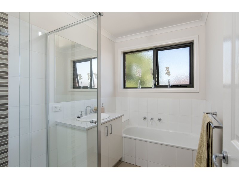 22a Taylor Road, Mooroolbark VIC 3138