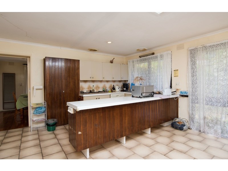 36 Batterbee Drive, Mooroolbark VIC 3138