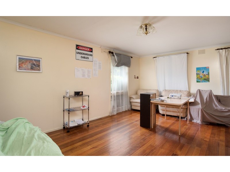 36 Batterbee Drive, Mooroolbark VIC 3138