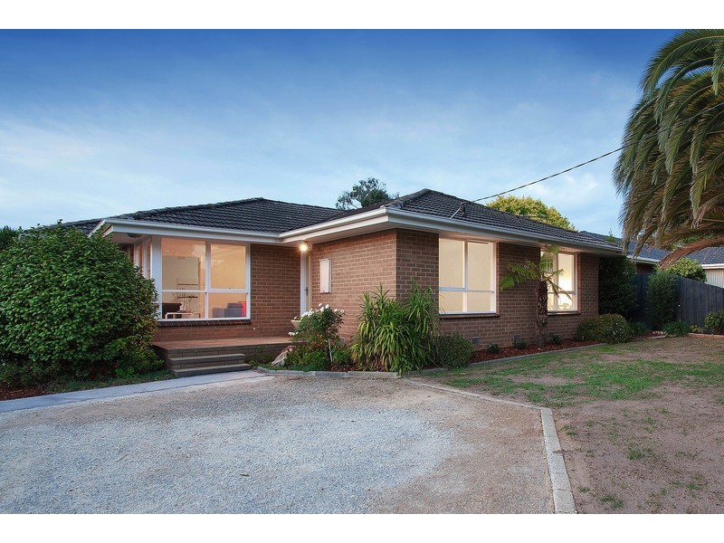 45 Geoffrey Drive, Kilsyth VIC 3137