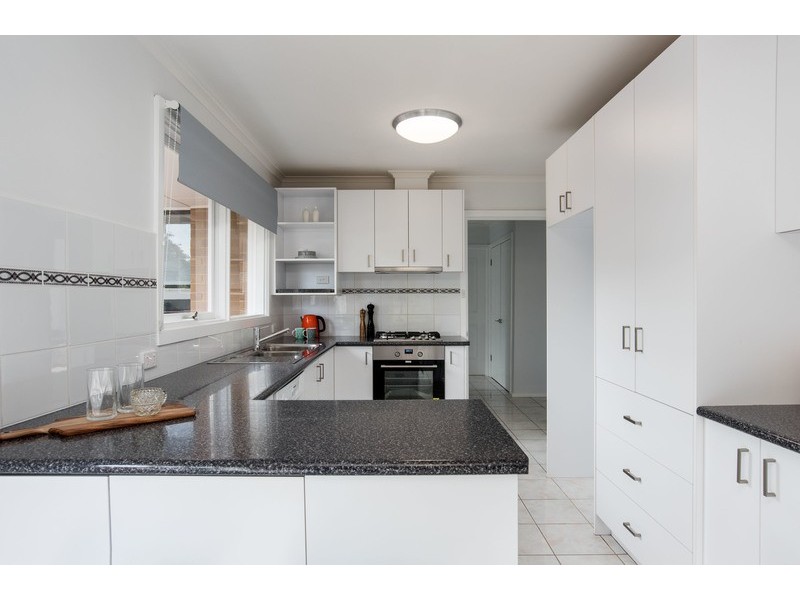 45 Geoffrey Drive, Kilsyth VIC 3137