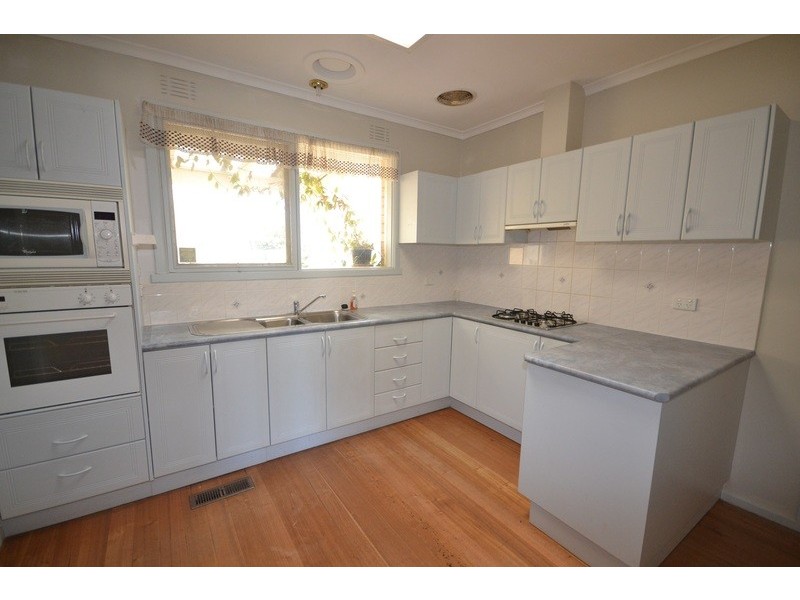 62 Mount View Parade, Croydon VIC 3136