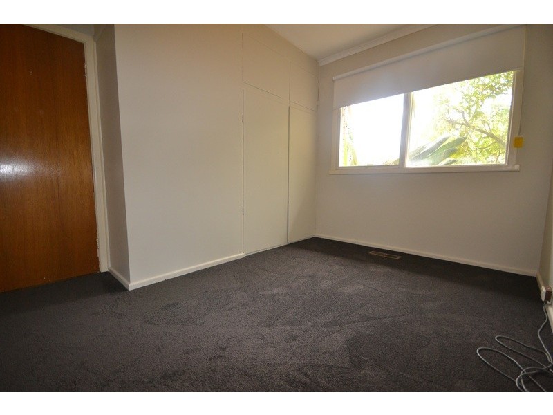 62 Mount View Parade, Croydon VIC 3136