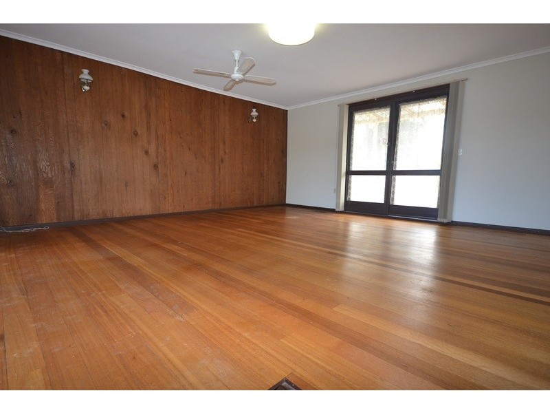 62 Mount View Parade, Croydon VIC 3136