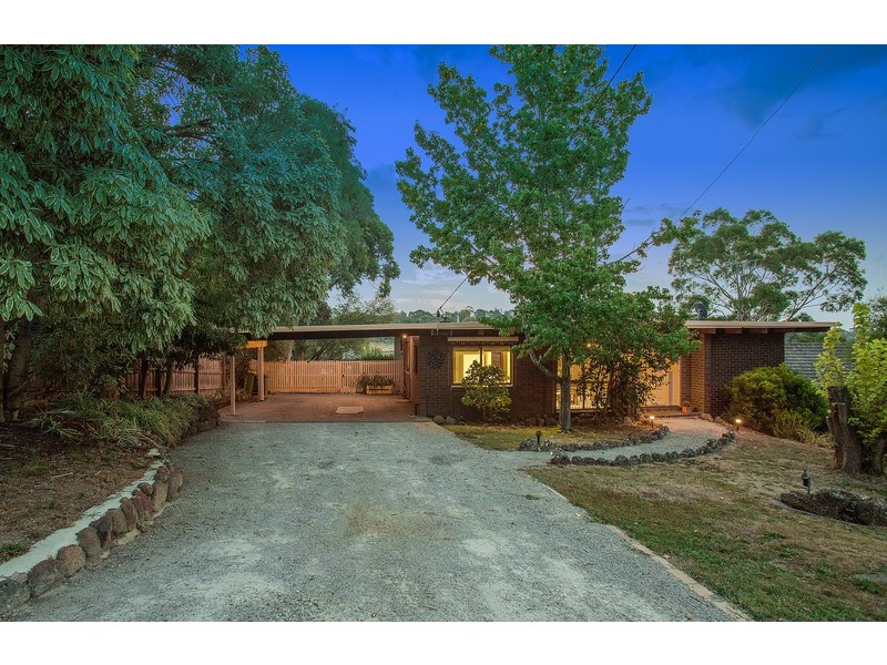 7 Roseman Road, Chirnside Park VIC 3116