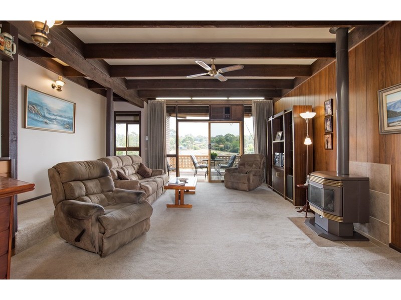 7 Roseman Road, Chirnside Park VIC 3116