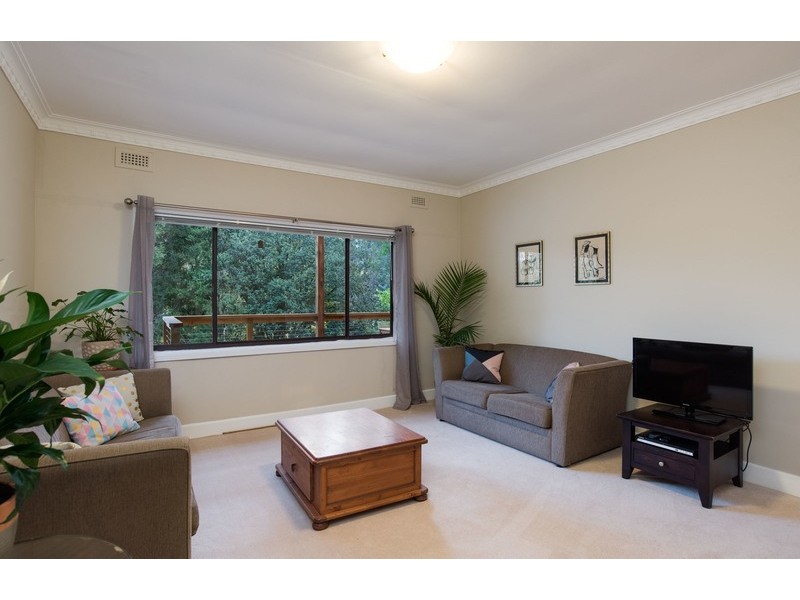 1 Stirling Road, Croydon VIC 3136