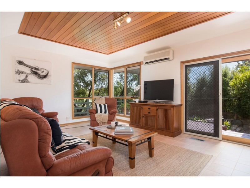 2 Elana Court, Croydon North VIC 3136