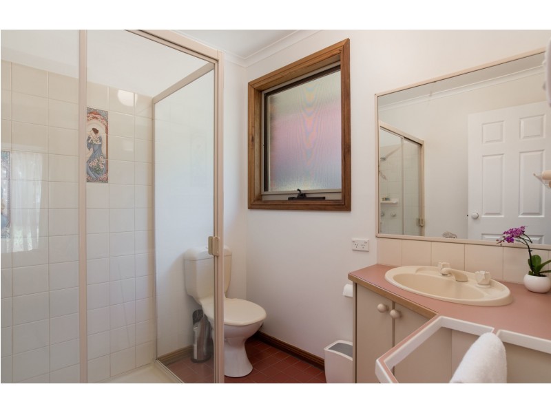 2 Elana Court, Croydon North VIC 3136