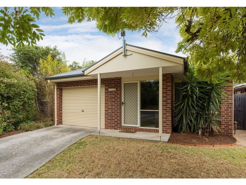 6 Lancaster Road, Mooroolbark VIC 3138