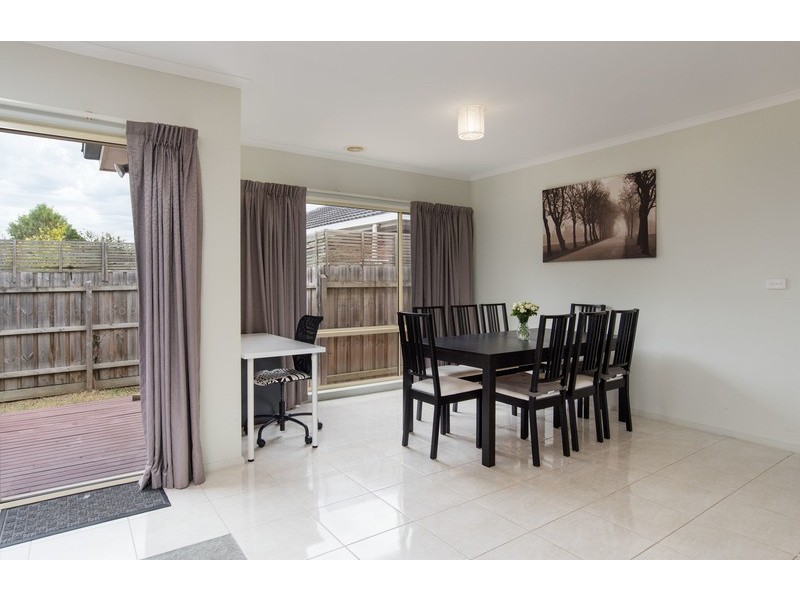 6 Lancaster Road, Mooroolbark VIC 3138