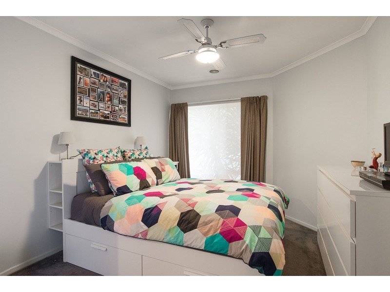 6 Lancaster Road, Mooroolbark VIC 3138