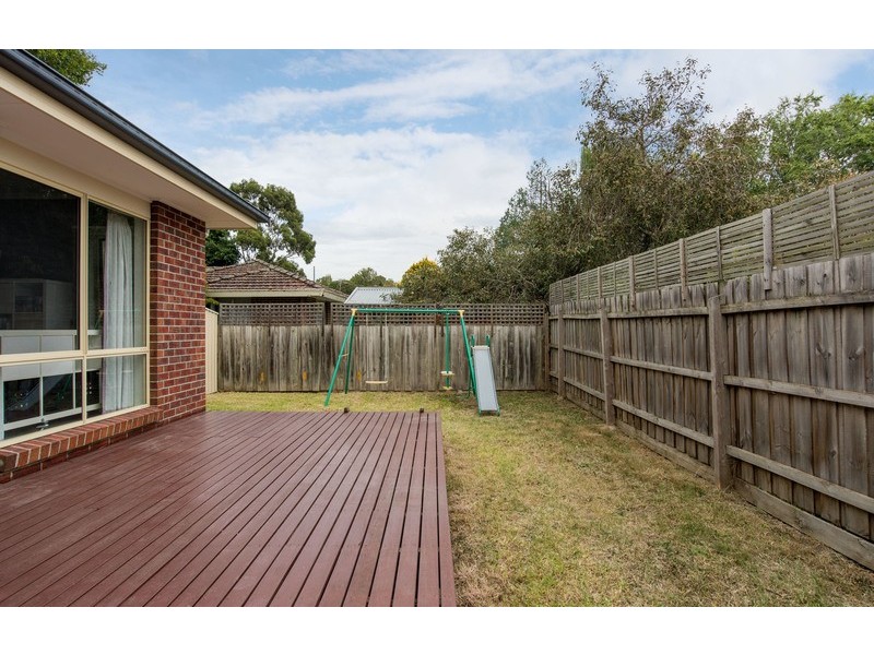 6 Lancaster Road, Mooroolbark VIC 3138