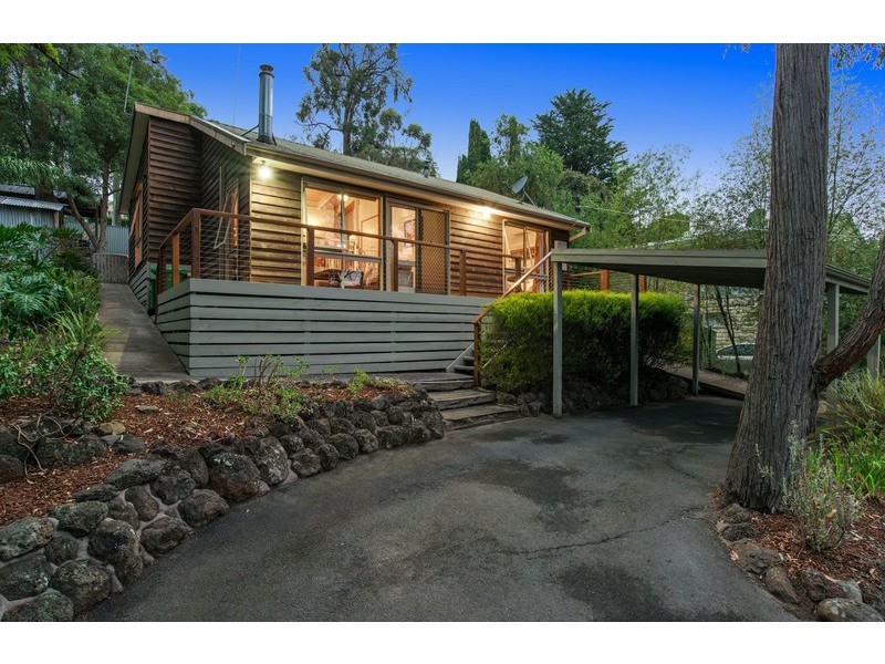 106 Commercial Road, Mount Evelyn VIC 3796