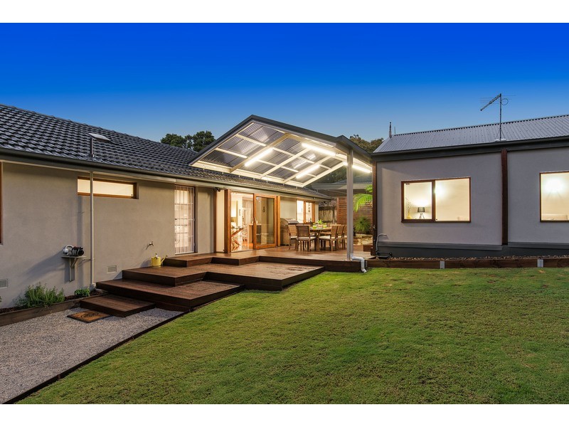 6 Donne Court, Mooroolbark VIC 3138