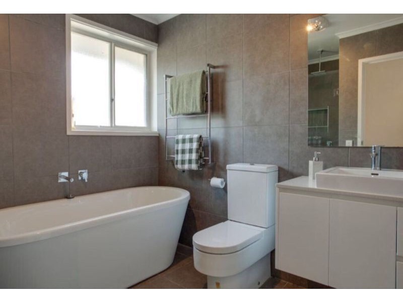 7 St Andrews Road, Bayswater VIC 3153