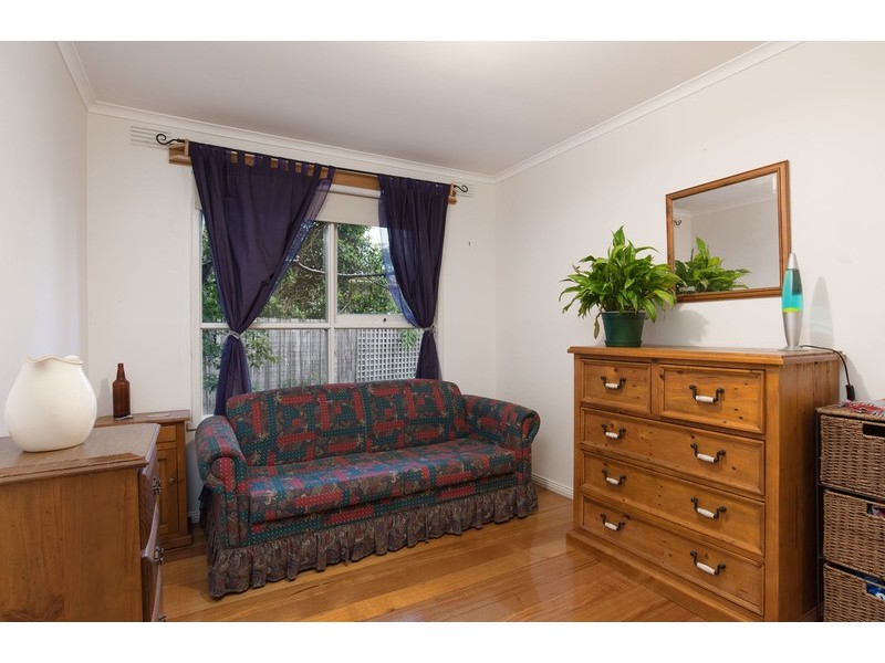 24 Croydondale Drive, Mooroolbark VIC 3138