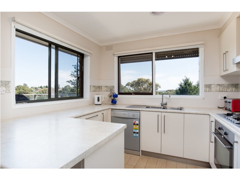 59 Country Club Drive, Chirnside Park VIC 3116