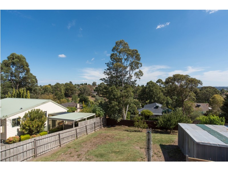 59 Country Club Drive, Chirnside Park VIC 3116
